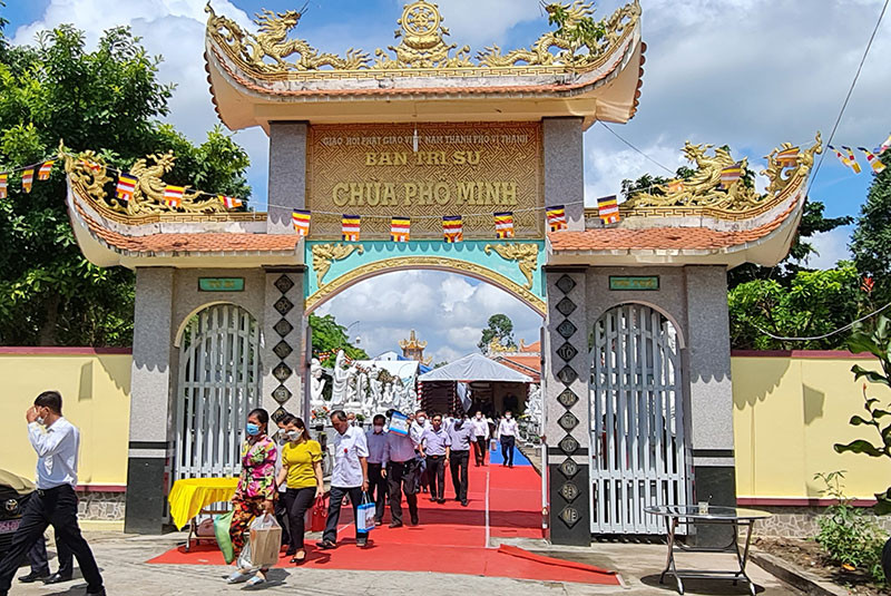 Chùa Phổ Minh ở khu vực 1, phường 4, thành phố Vị Thanh. Hậu Giang kỷ niệm 47 năm Ngày giải phóng miền nam, thống nhất đất nước -0
