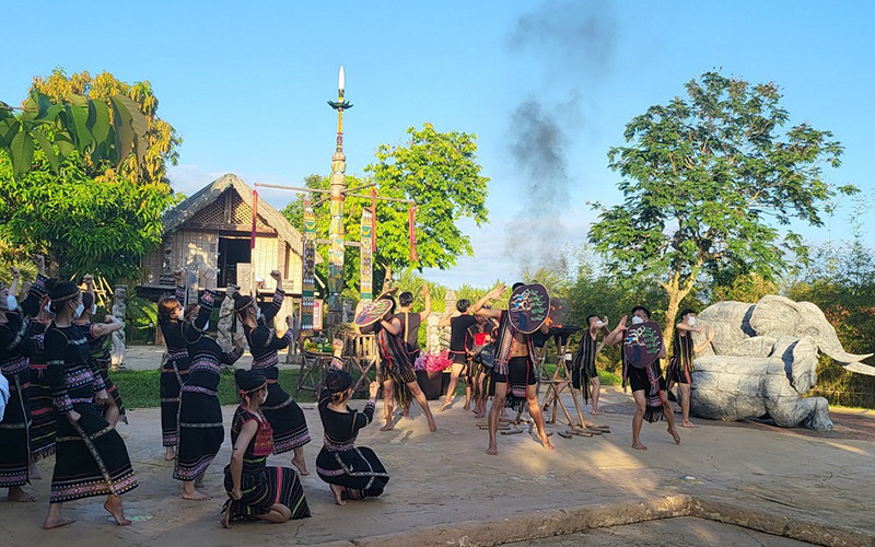 “Âm vang đại ngàn” - Bản giao hưởng của núi rừng. Tận hưởng mùa hè sôi động với “siêu vũ trụ giải trí” VinWonders -0