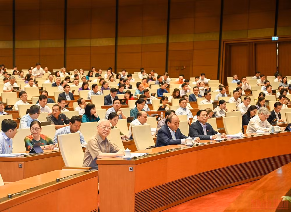 Tổng Bí thư Nguyễn Phú Trọng dự phiên thảo luận của Quốc hội về kết quả thực hiện kế hoạch phát triển kinh tế-xã hội và ngân sách nhà nước năm 2021 -4