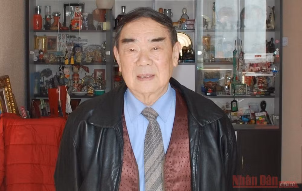Giáo sư Cốc Nguyên Dương. Ảnh: TÔ MINH - VI SA.