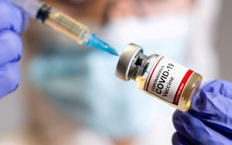 Vaccine Covid-19. Ảnh Reuters.