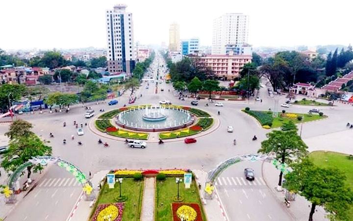 Thành phố Thái Nguyên, tỉnh Thái Nguyên phát triển đô thị theo hướng bền vững, xanh, sạch, đẹp. Trong ảnh: Khu vực trung tâm thành phố Thái Nguyên. Ảnh: ĐỨC NAM