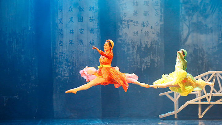 Nghệ sĩ ballet Trần Hoàng Yến thể hiện thành công vai Kiều. Ballet Kiều chinh phục khán giả Hà Nội -0