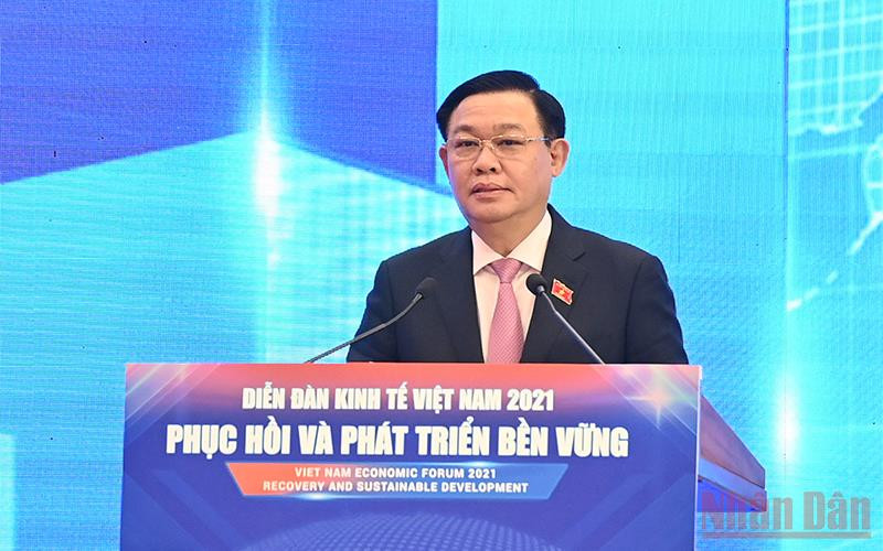 Chủ tịch Quốc hội Vương Đình Huệ phát biểu bế mạc. (Ảnh: Thủy Nguyên) 