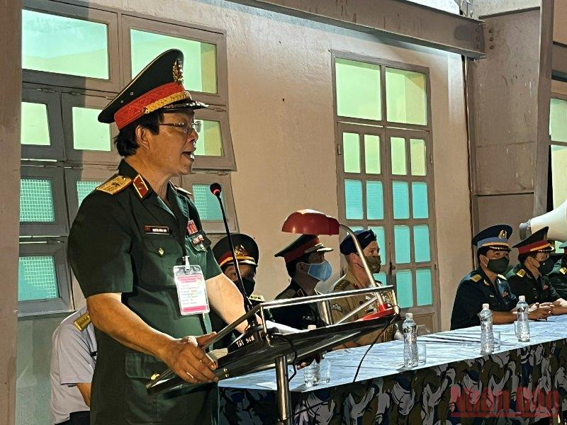 Thiếu tướng Nguyễn Hồng Sơn, Giám đốc Bệnh viện Quân y 175 phát biểu tại lễ đón Bệnh viện dã chiến cấp 2 số 3. Đón Bệnh viện dã chiến cấp 2 số 3 hoàn thành nhiệm vụ về nước -0