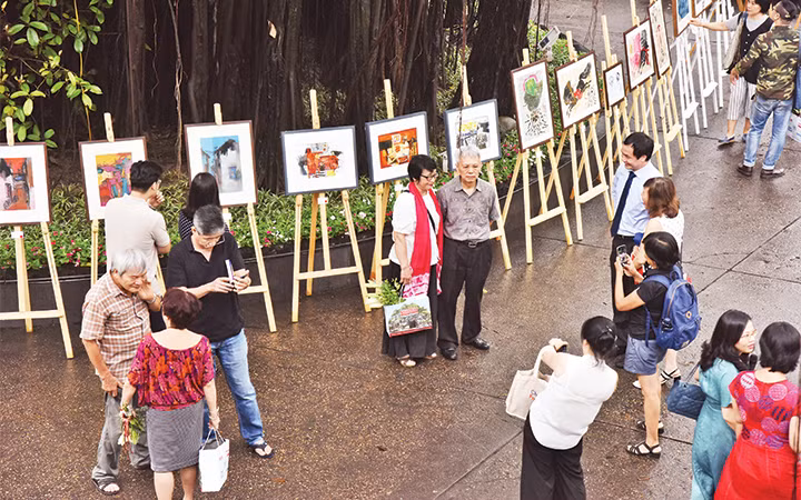 Ngoài kia hoa vẫn nở -0