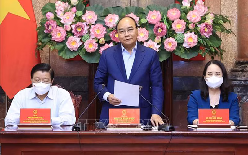 Chủ tịch nước Nguyễn Xuân Phúc phát biểu tại cuộc họp. (Ảnh: Thống Nhất/TTXVN)