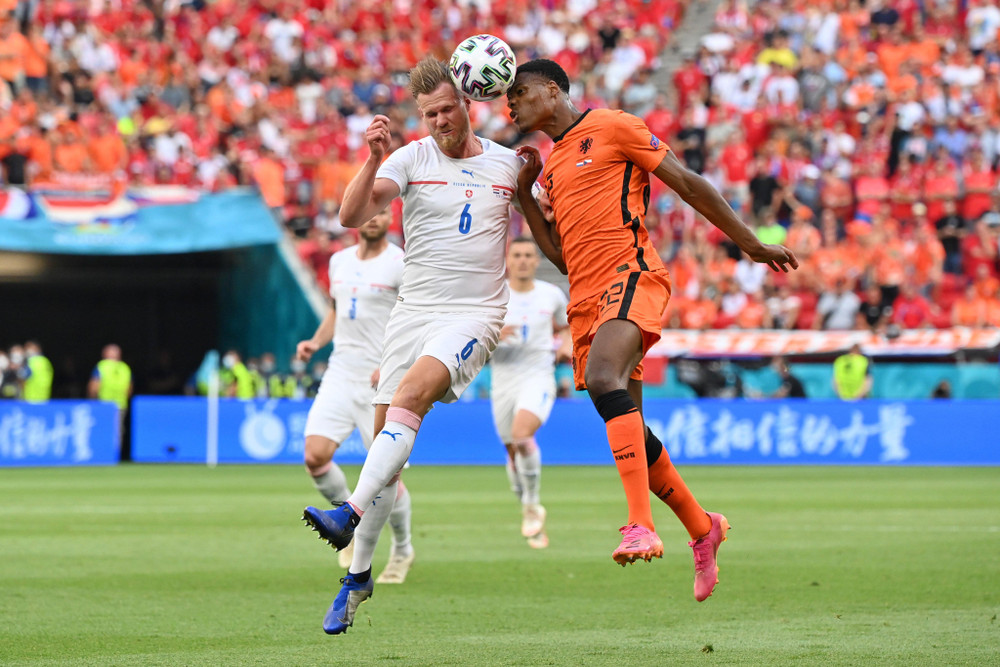 Cộng hòa Séc chơi hay hơn khi sang hiệp 2. (Ảnh: UEFA)