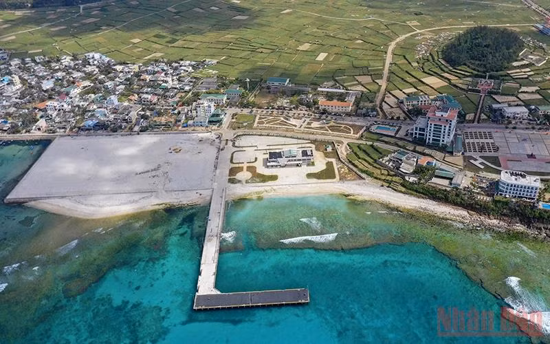 Toàn cảnh khu vực cảng Bến Đình.