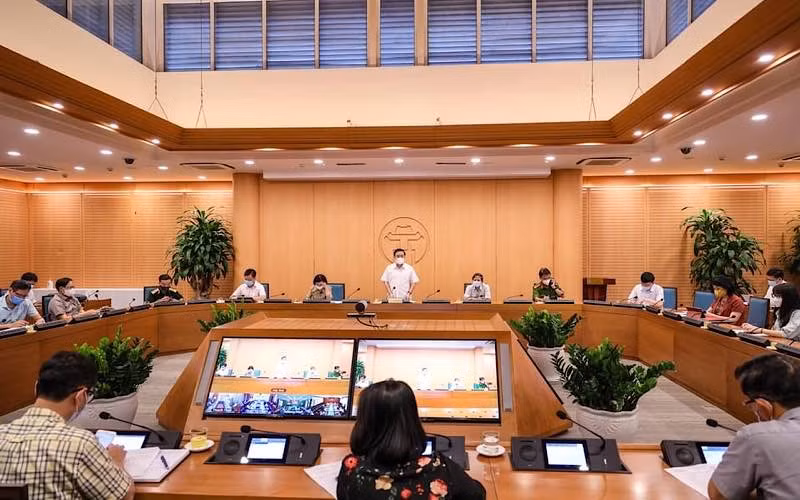 Phiên họp Ban Chỉ đạo phòng, chống dịch bệnh Covid-19 thành phố Hà Nội. (Ảnh: Quỳnh Anh)