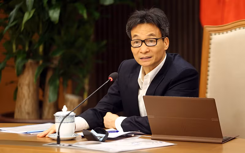 Phó Thủ tướng Vũ Đức Đam chủ trì cuộc họp. (Ảnh: VGP)