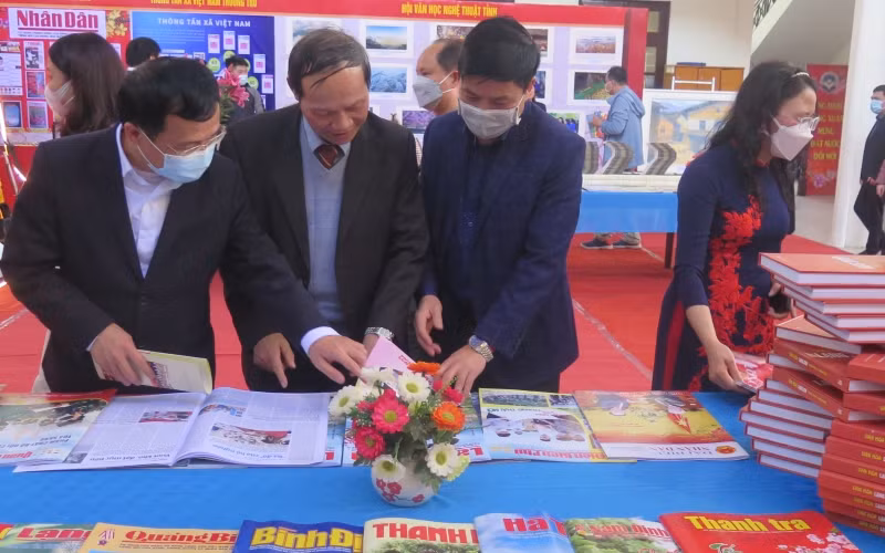 Khai mạc Hội Báo xuân xứ Lạng năm 2022 -0