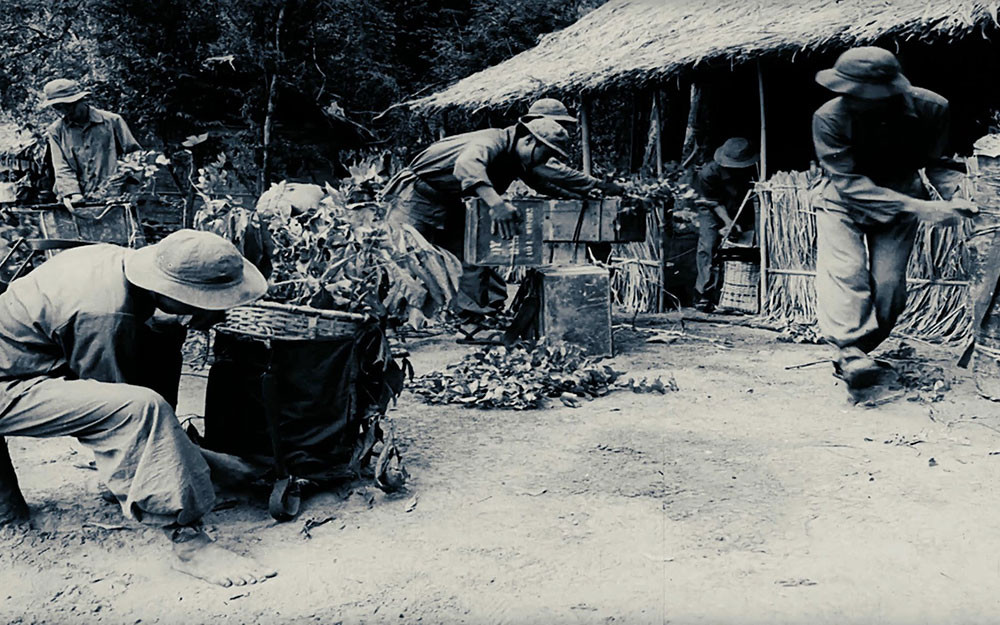 Nhiều thế hệ đạo diễn quân đội kết hợp trong phim tài liệu “Con đường đã chọn” ảnh 2 Nhiều thế hệ đạo diễn quân đội kết hợp trong phim tài liệu “Con đường đã chọn” -0