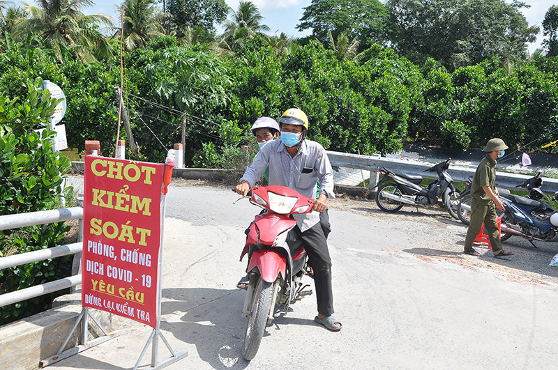 Một trường hợp vào địa bàn không có lý do chính đáng đã yêu cầu trở lại. Tổng lực ngăn dịch, dập dịch Covid-19 -0