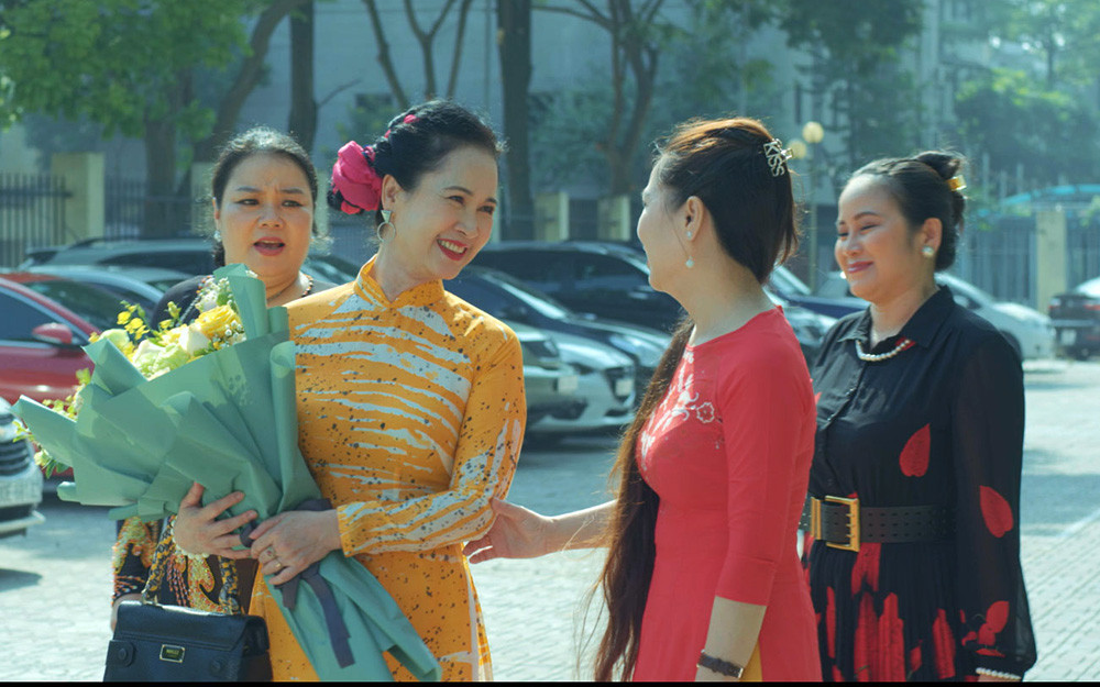 NSND Lan Hương vai bà mẹ chồng đáo để. TNNV_45-1636538355483.jpg