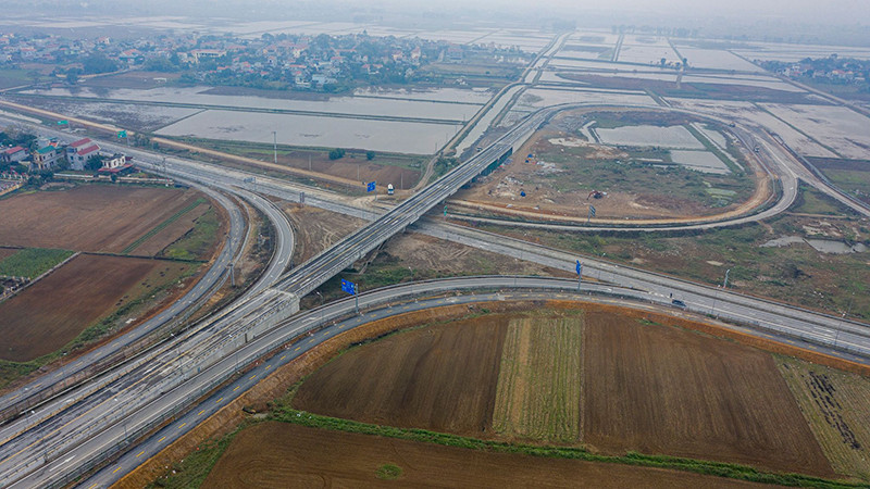 Đoạn tuyến cao tốc Cao Bồ-Mai Sơn vừa khánh thành ngày mồng 4 Tết vừa qua. Hơn 700 km cao tốc bắc-nam sẽ triển khai thế nào? -0