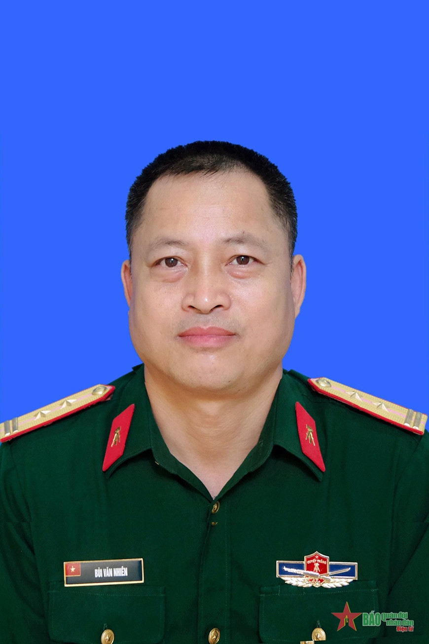 Trung tá quân nhân chuyên nghiệp Bùi Văn Nhiên. (Ảnh: QĐND) Chủ tịch nước chia buồn, động viên gia đình đồng chí Bùi Văn Nhiên -0
