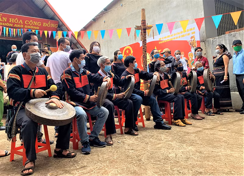 Đồng bào các dân tộc Đắk Lắk nô nức trong Ngày hội non sông -0