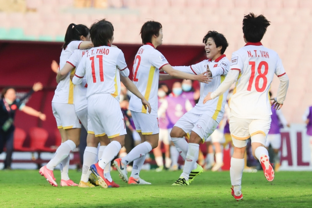 Đội tuyển nữ Việt Nam có bàn thắng dẫn trước 1-0. (Ảnh: SINA) Tuyển nữ Việt Nam không thể gây bất ngờ trước Trung Quốc -0
