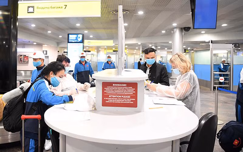 Đoàn Quân đội nhân dân Việt Nam đến LB Nga tham dự Army Games 2020 -0