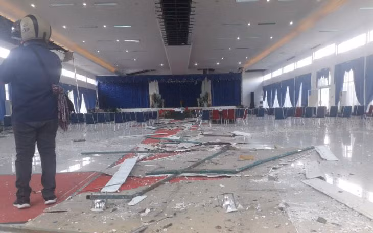 Động đất ở Indonesia, ít nhất 2 người thiệt mạng, 20 người bị thương -0