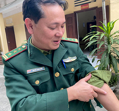 "Vũ khí đặc biệt" của những chiến sĩ mang "quân hàm xanh" ảnh 9 156842386_1431785853834598_45748-1614720147423.jpg