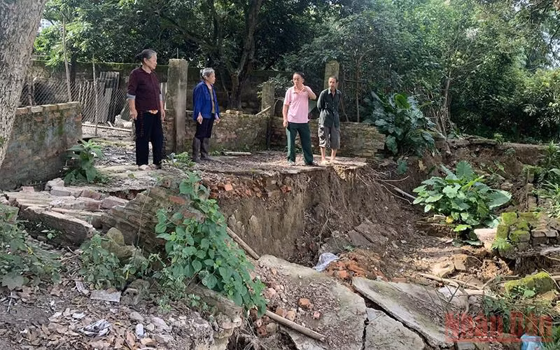 Người dân thôn C9, xã Thanh Xương, huyện Điện Biên, đang rất lo lắng vì sạt lở ảnh hưởng đời sống.