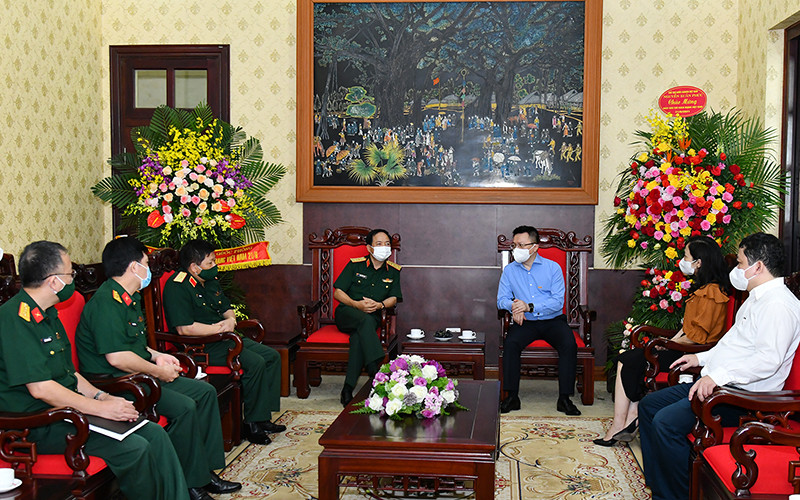 Quang cảnh buổi tiếp. Ảnh: Thủy Nguyên Lãnh đạo các bộ, ngành, cơ quan, đơn vị chúc mừng Báo Nhân Dân nhân ngày 21-6 -0