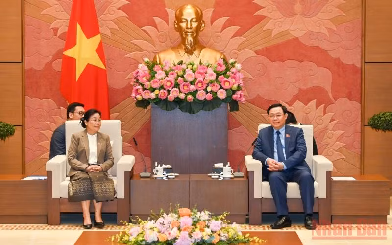 Chủ tịch Quốc hội tiếp Chánh án Tòa án Nhân dân tối cao Lào -0