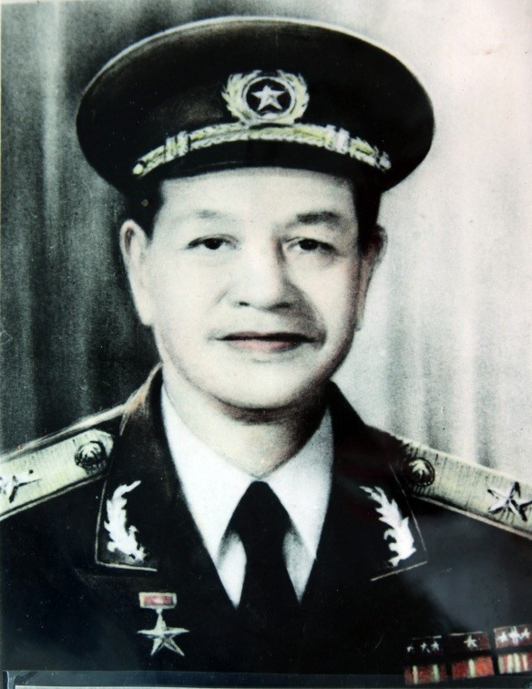 Thiếu tướng, anh hùng lực lượng vũ trang, giáo sư, thầy thuốc nhân dân Nguyễn Ngọc Doãn – chủ nhiệm khoa 1956-1968 Những tượng đài của khoa Nội Tim mạch, Bệnh viện Trung ương Quân đội 108 -0