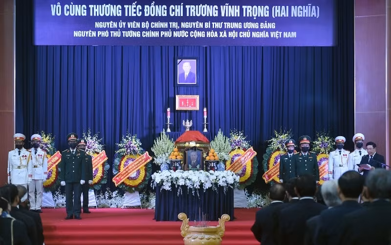 Lễ truy điệu đồng chí Trương Vĩnh Trọng, nguyên: Ủy viên Bộ Chính trị, Bí thư T.Ư Đảng, Phó Thủ tướng Chính phủ tại Hội trường UBND tỉnh Bến Tre.