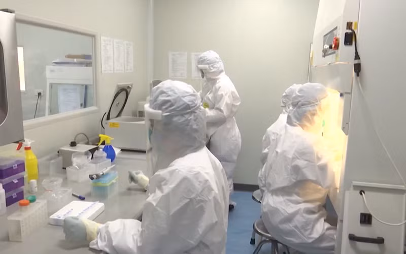 Bắc Ninh lấy mẫu xét nghiệm ngẫu nhiên phục vụ công tác phòng, chống Covid-19. (Ảnh: Đài PTTH Bắc Ninh)