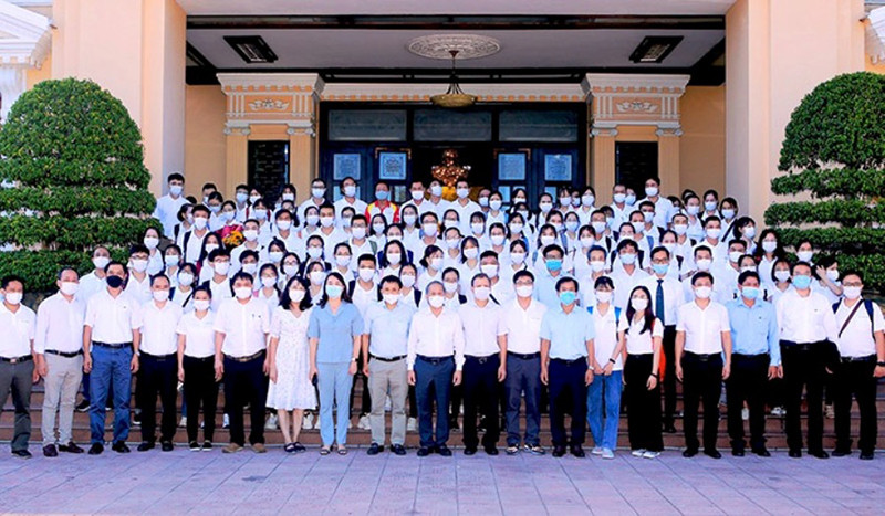 127 y, bác sĩ, sinh viên tình nguyện lên đường hỗ trợ TP Hồ Chí Minh và các tỉnh phía nam phòng, chống dịch. Thừa Thiên Huế chi viện 127 y, bác sĩ hỗ trợ TP Hồ Chí Minh và các tỉnh phía nam -0