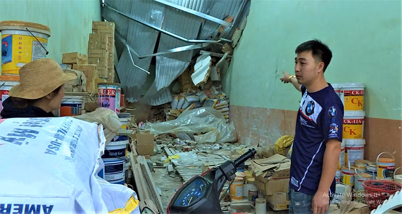 Hàng chục ngôi nhà ở trung tâm TP Buôn Ma Thuột có nguy cơ đổ sập do mưa lớn -0