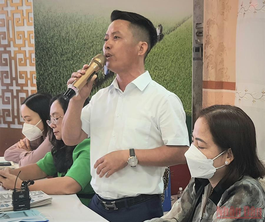 Ông Lê Anh Xuân-Tổng GĐ Công ty Trúc Anh (Bạc Liêu) phát biểu tại hội thảo. Phát triển mô hình “lúa thơm-tôm sạch” vùng Mekong -0