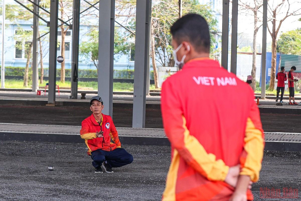 Tập nước rút cho SEA Games. (ẢNH: SƠN BÁCH) Bi sắt Việt Nam: “Học trò nghèo” vượt khó ở SEA Games 31 -0