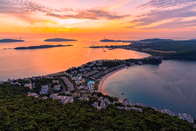 Nghỉ dưỡng biệt lập để du lịch an toàn thời “sống chung với dịch” -0