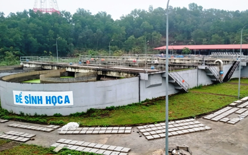 Nhà máy xử lý nước thải Gia Sàng ở TP Thái Nguyên “đắp chiếu” từ hai năm nay.