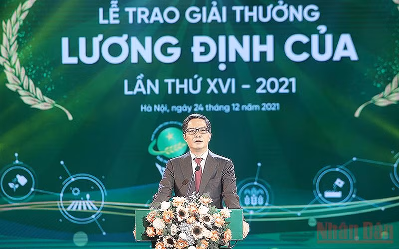 57 nhà nông trẻ giành Giải thưởng “Lương Định Của” năm 2021 -0