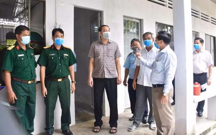 Ban Chỉ đạo của tỉnh Kiên Giang đi kiểm tra công tác phòng dịch Codid-19 tại huyện biên giới Giang Thành.