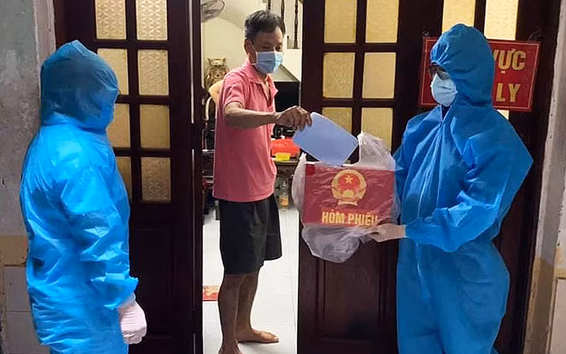 Màu áo xanh tình nguyện trong “Ngày hội non sông” -0