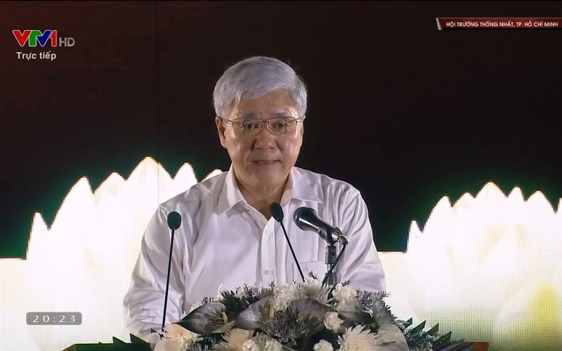 Đồng chí Đỗ Văn Chiến, Bí thư Trung ương Đảng, Chủ tịch Ủy ban Trung ương Mặt trận Tổ quốc Việt Nam phát biểu tại Lễ tưởng niệm. Lễ tưởng niệm đồng bào tử vong và cán bộ, chiến sĩ hy sinh trong dịch Covid-19 -0