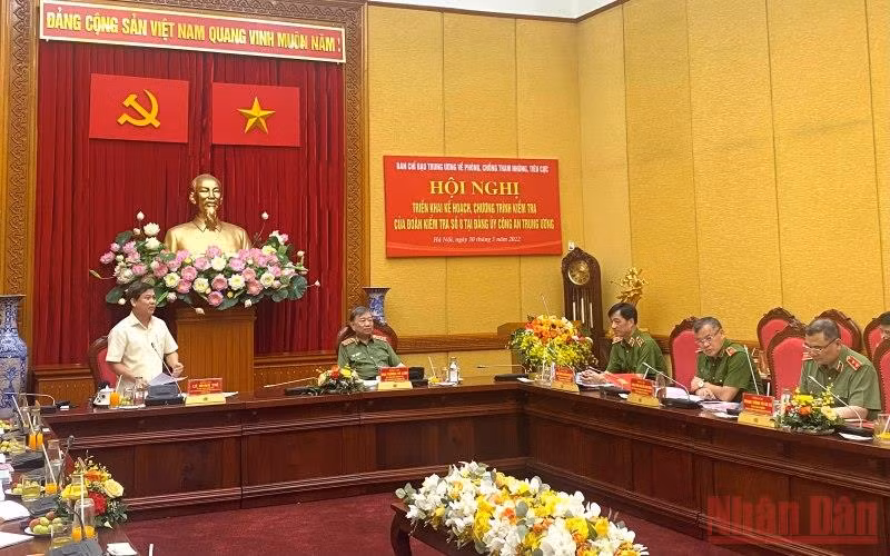 Đoàn kiểm tra số 8 của Ban chỉ đạo Trung ương về phòng, chống tham nhũng, tiêu cực làm việc tại Bộ Công an. 