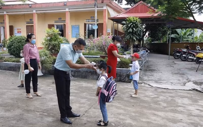 Học sinh Yên Bái tự tin trong năm học mới -0