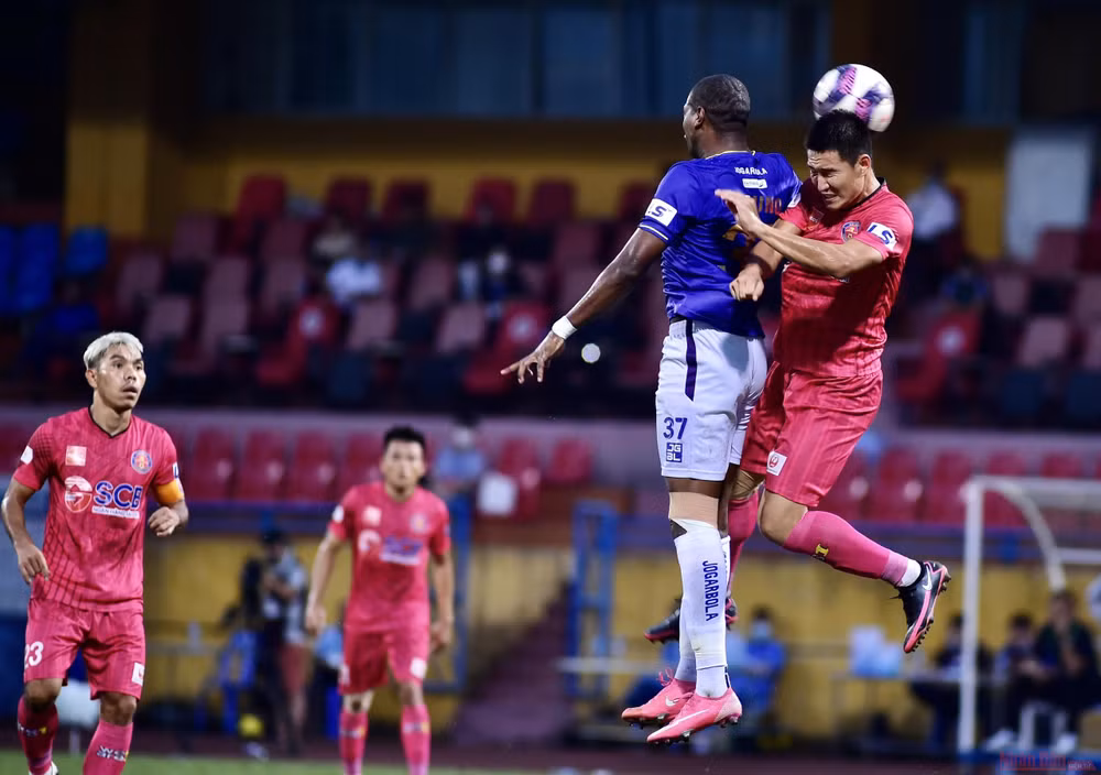 HLV Hàn Quốc có chiến thắng đầu tay cùng CLB Hà Nội -0