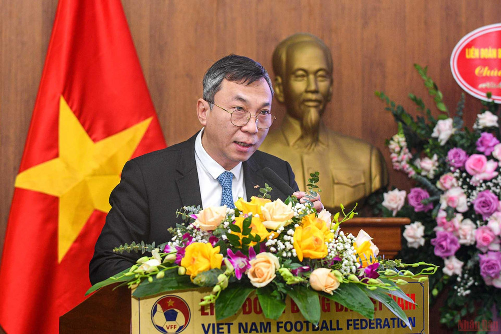 Ông Trần Quốc Tuấn, quyền Chủ tịch Liên đoàn Bóng đá Việt Nam nhiệm kỳ 2021-2026. (Ảnh: THÀNH ĐẠT) Tuyển nữ Việt Nam nhận thưởng lớn tại Lễ mừng công -0