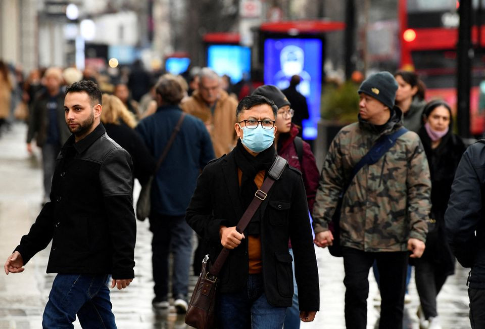 Anh dự kiến sẽ dỡ bỏ hầu hết các hạn chế phòng dịch vào tuần tới. (Ảnh: REUTERS) Hồng Kông (Trung Quốc) tăng cường các cơ sở cách ly ứng phó đợt bùng phát dịch mới -0