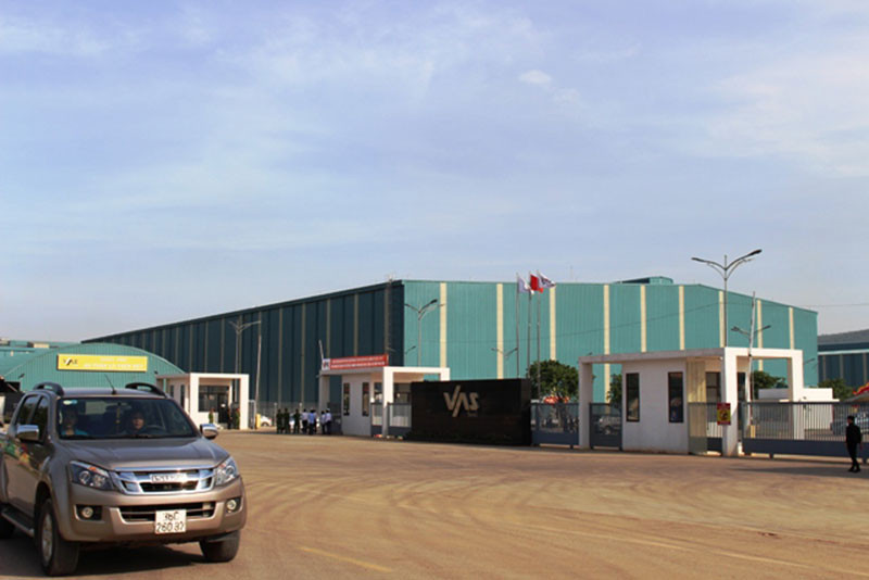 Nhà máy luyện cán thép Nghi Sơn ở phường Hải Thượng, thị xã Nghi Sơn. Thanh Hóa khánh thành và khởi công công trình chào mừng Đại hội Đảng bộ tỉnh lần thứ 19 -0