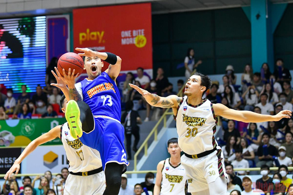 Tâm Đinh có trận đấu hay nhất từ đầu giải với 25 điểm và ba kiến tạo. VBA 2022 và cái