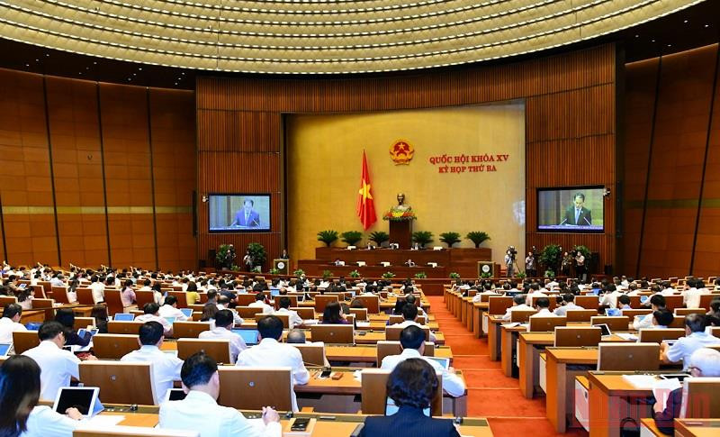 Quang cảnh phiên họp Quốc hội sáng 31/5. (Ảnh: LINH NGUYÊN) Không thu hẹp đối tượng xử phạt vi phạm hành chính trong lĩnh vực sở hữu trí tuệ -0